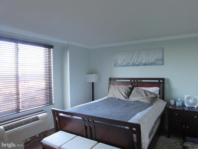 Building Photo - 9701 Fields Rd