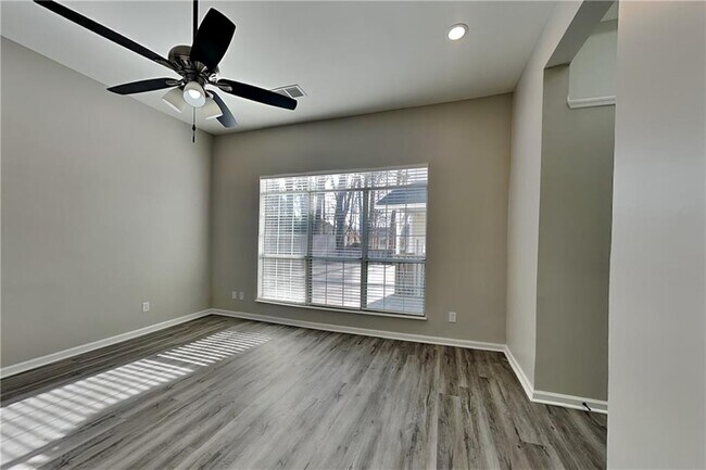 Foto del edificio - 110 Pine Rise Ct