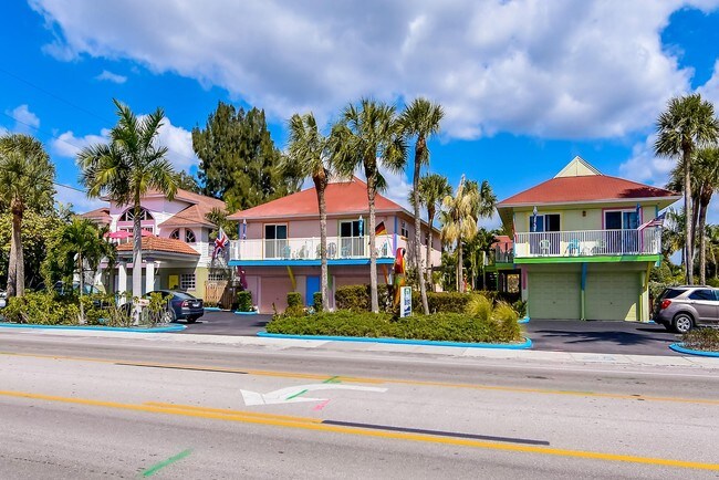 Palm Terrace Apartments Fort Myers Beach, FL