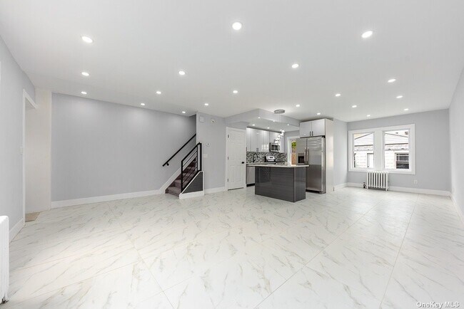 Foto del edificio - 114-48 200th St