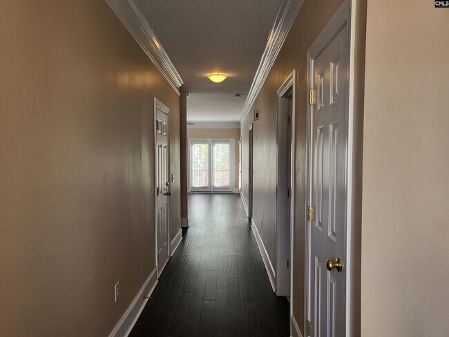 Building Photo - 108 Cart Way