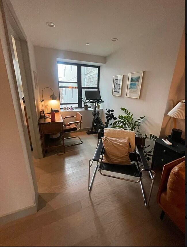 Foto del edificio - 287 Hawthorne St