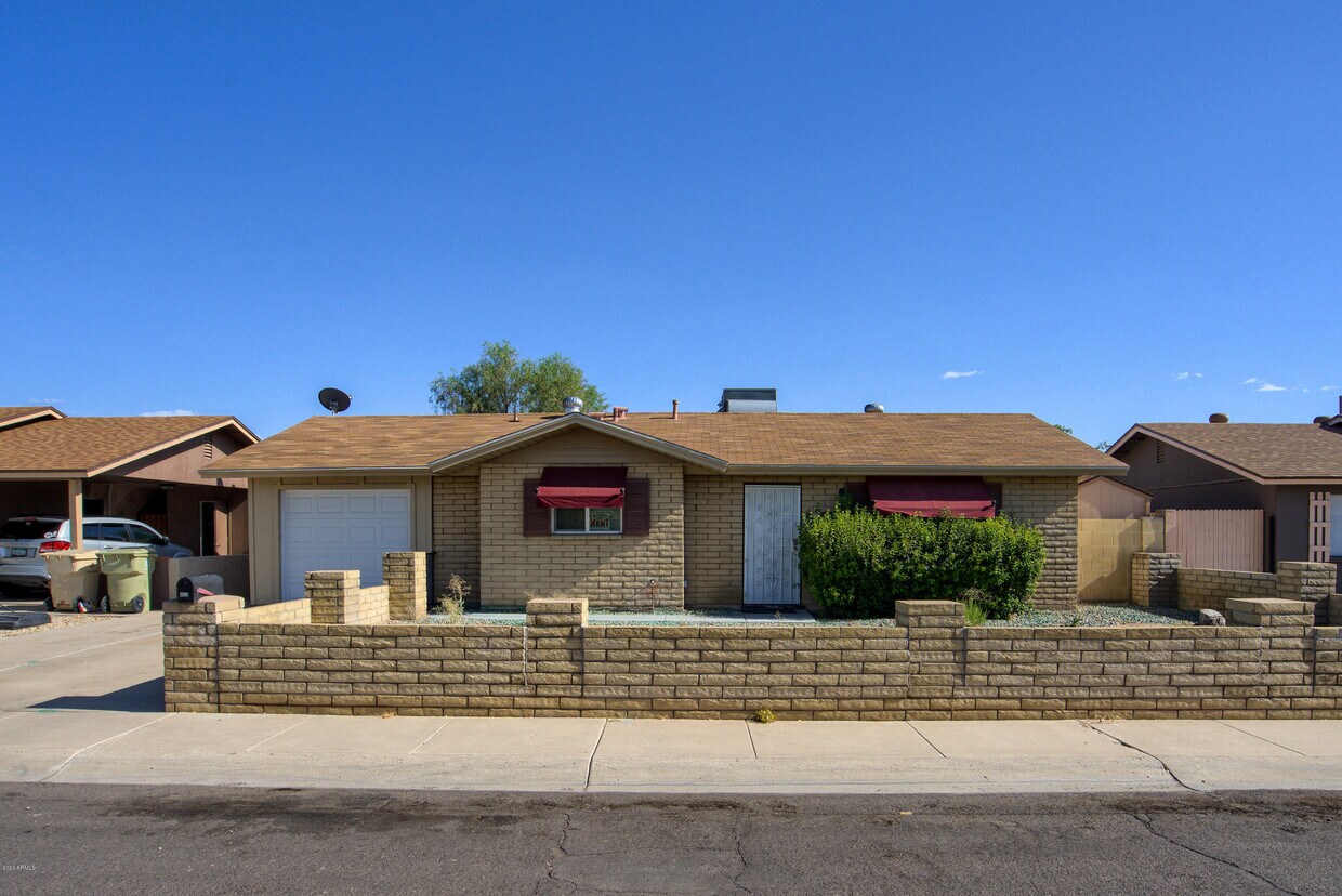 6025 W Hearn Rd, Glendale, AZ 85306 House Rental in Glendale, AZ