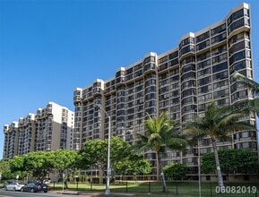 Building Photo - 5070 Likini St