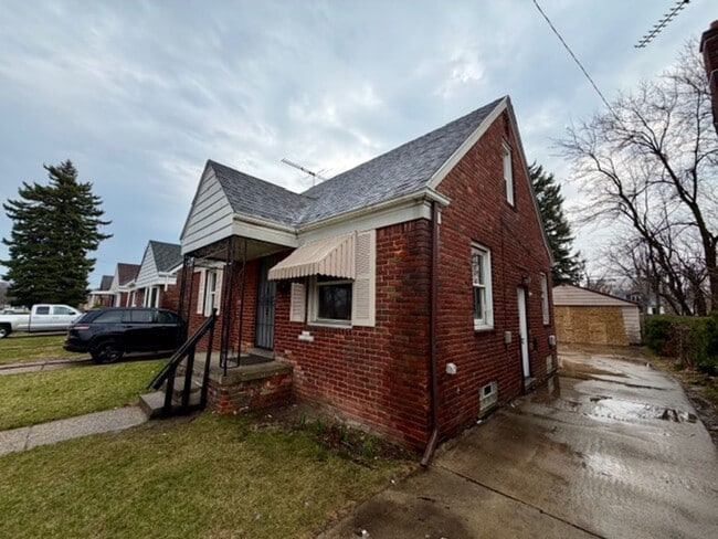 Building Photo - Updated 3-Bedroom, 1-Bath Brick Bungalow Home for Lease – Must See! Welcome Section 8