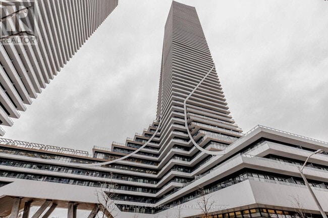 Building Photo - 30 Shore Breeze Dr