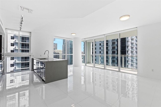 Foto del edificio - 1080 Brickell Ave
