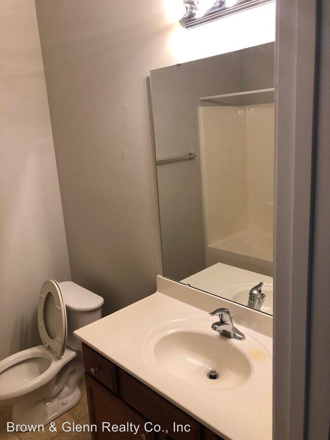 Foto del edificio - 3 br, 2 bath House - 5833 Bradford Lake Lane