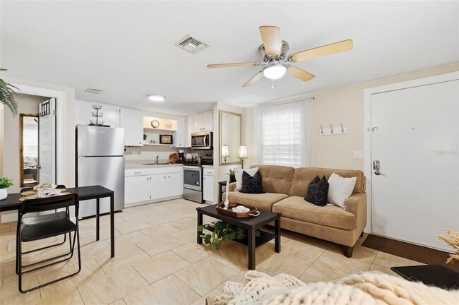 Photo - 1980 Tahitian Pl House