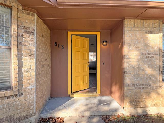 Foto del edificio - 813 Arbor Downs Dr