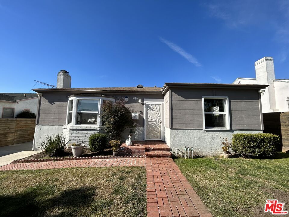 Primary Photo - 5735 Alviso Ave