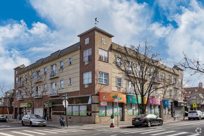 Foto del edificio - 47-05-47-11 104th St