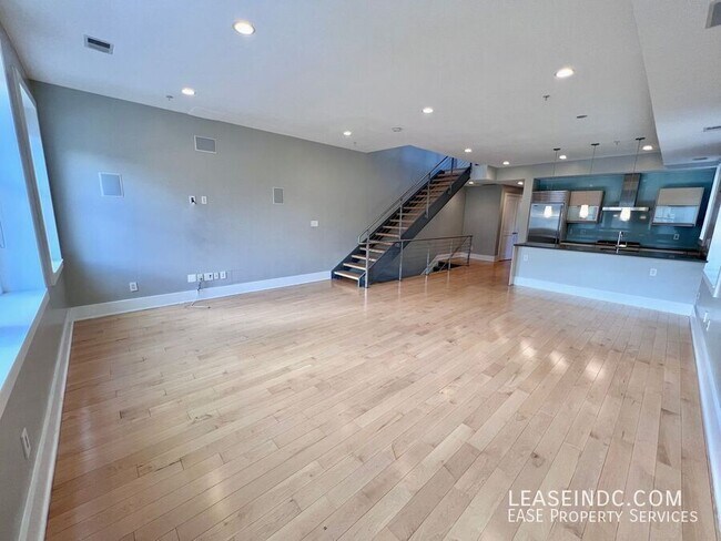 Foto del edificio - 2619 Garfield St NW