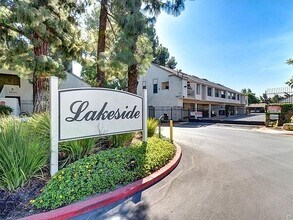 Building Photo - 10641 Lakeside Dr S