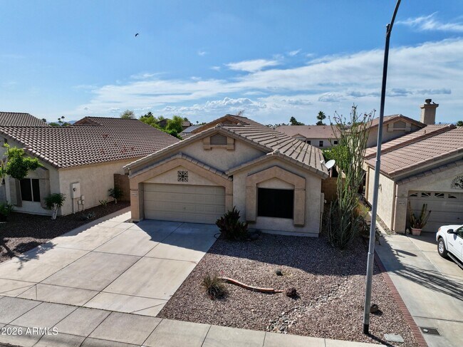 Foto del edificio - 14624 N 87th Dr