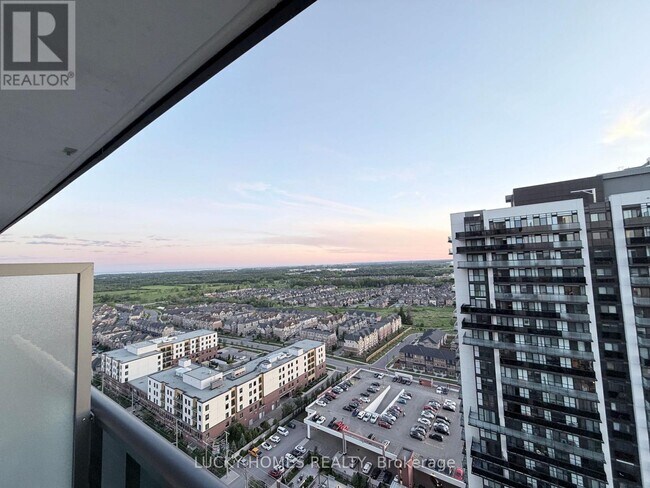 Building Photo - 2545 Simcoe St N