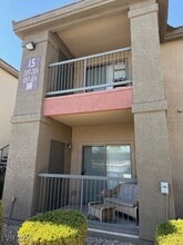 Building Photo - 8000 W Badura Ave