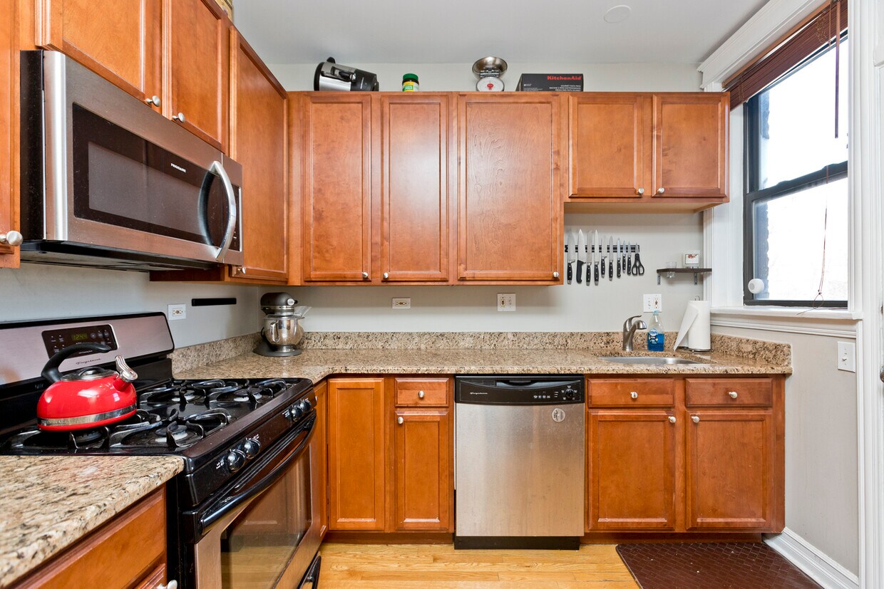 Foto principal - 4619 N Paulina St
