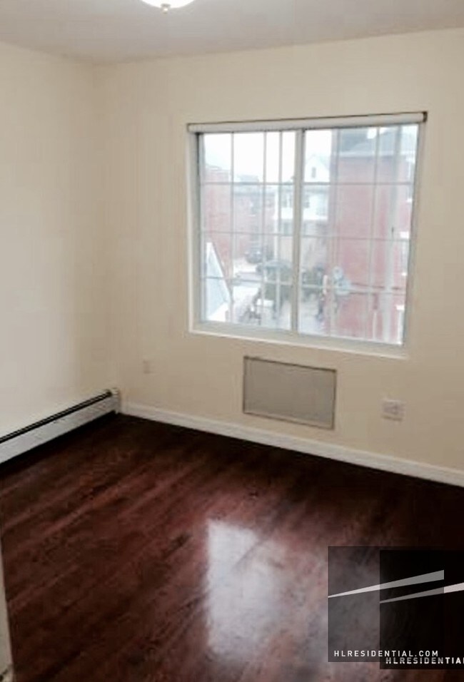 Building Photo - 7875 81st St