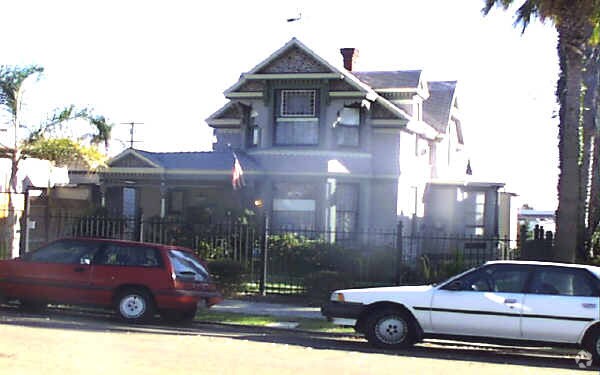 Building Photo - 2475 G St