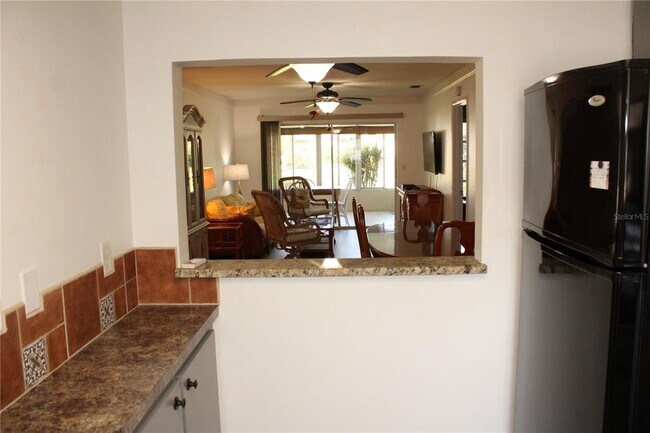 Foto del edificio - 5062 Live Oak Cir