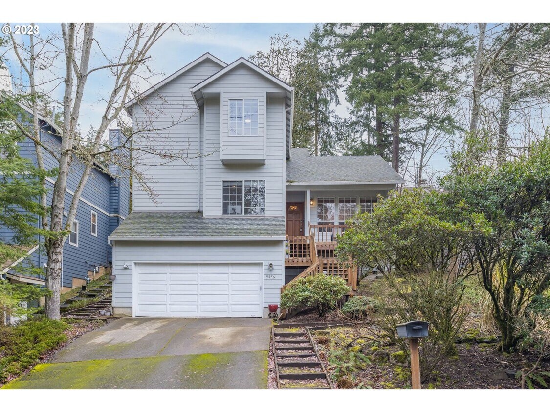 Primary Photo - Cozy 3 Bed 2.5 Ba home in Crestwood SW Por...