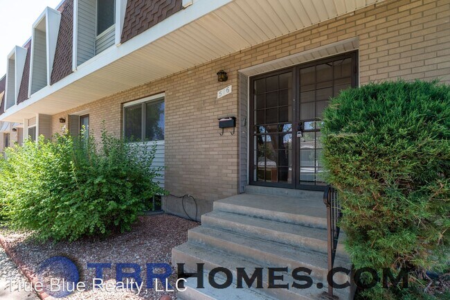 Building Photo - 4 br, 3.5 bath House - 516 S Youngfield Ct