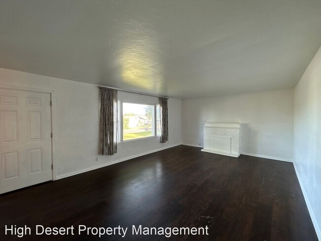 Foto del edificio - 2 br, 1 bath House - 1183 SW Murray St.