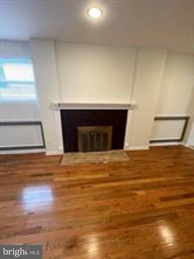 Foto del edificio - 6201 Christian St