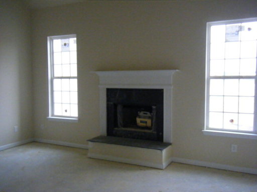 Building Photo - 6 Iroquois Trl