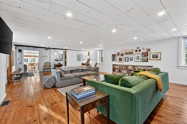 Foto del edificio - 322 NY-94