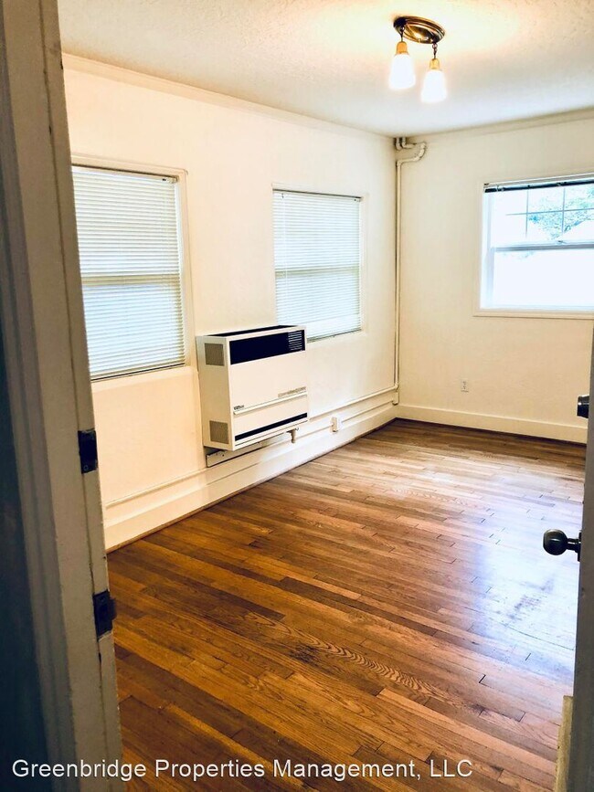 Foto del edificio - 236 SE 32nd Ave