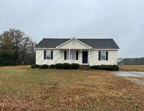 Building Photo - 100 E Cedar St