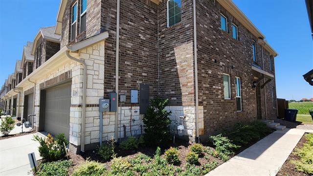 Foto del edificio - 1368 Hill Country Pl