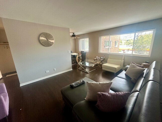 Foto del edificio - 7120 N Sheridan Rd