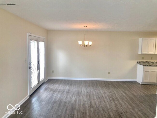 Foto del edificio - 4946 Lewiston Dr