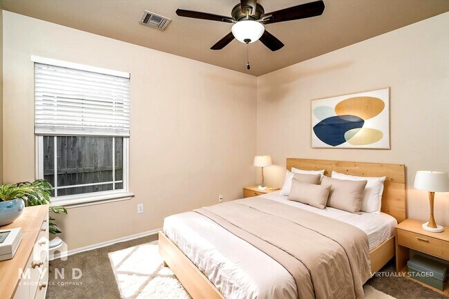 Foto del edificio - 14603 E 108th St N