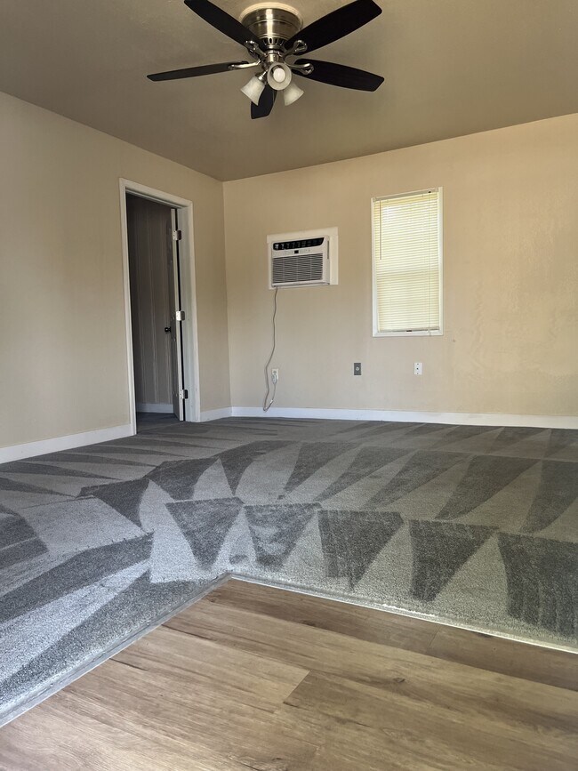 Building Photo - 5553 Feather River Blvd