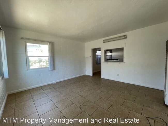 Building Photo - 2 br, 1 bath House - 323 Roanoke Rd