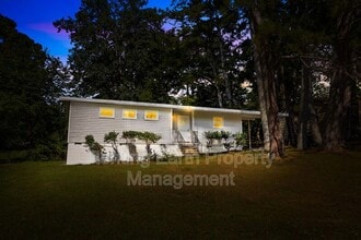 Building Photo - 9805 Red Mill Rd