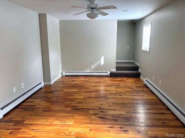 Foto del edificio - 4675 Lakeborn Dr