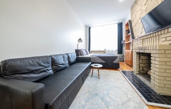 Building Photo - 2 W 86th St