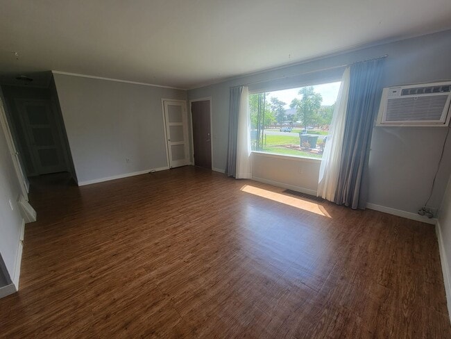 Building Photo - Move-In Ready 2-Bedroom Duplex in Richland