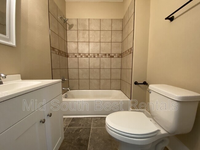 Foto del edificio - 3812 W 10th St