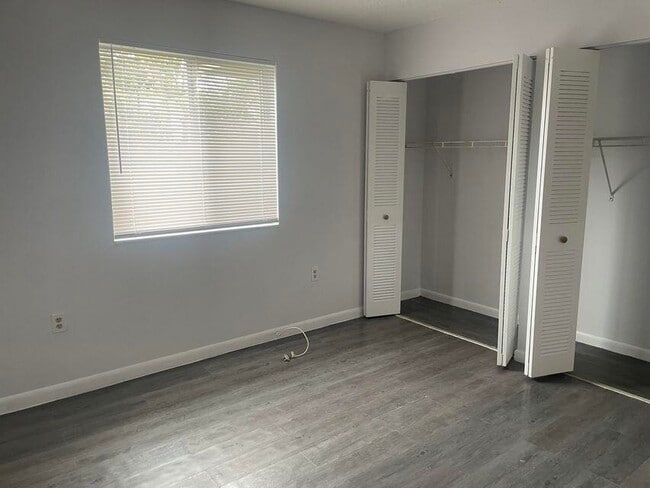 Building Photo - 6054 Forest Hill Blvd