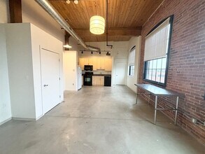 Building Photo - 88 Gerrish Ave