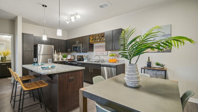 Building Photo - Springs at Coral Shores