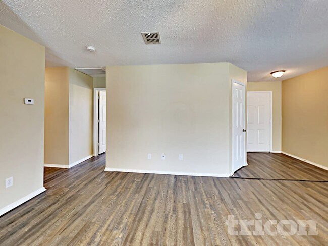 Building Photo - 7109 Galveston Dr