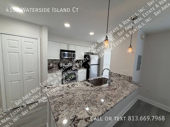 Building Photo - 4105 Waterside Island Ct