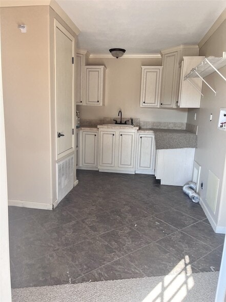 Building Photo - 44 Lake Falls Ln